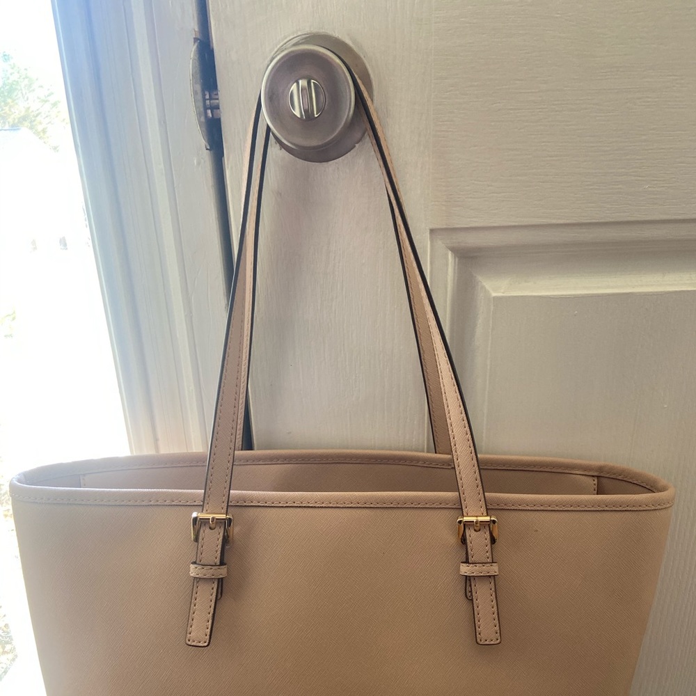 Light Pink/Cream Colored Medium Michael Kors Purs… - image 2